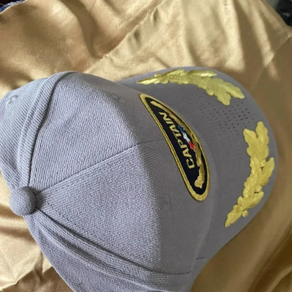 Women/Men's Baseball Gray Hat with Embroidered Captain Lettering made in USA - Picture 5 of 9